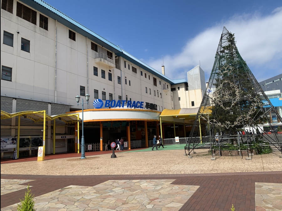 #, #drinkingjapan #drinkjapan #Japanesesake #stayinTokyo #heiwajimaboatrace #kyotei #gambling #boatrace